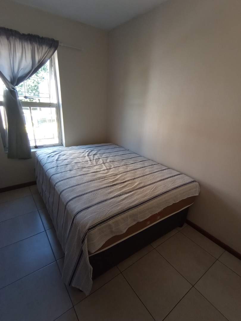 To Let 1 Bedroom Property for Rent in La Colline Western Cape